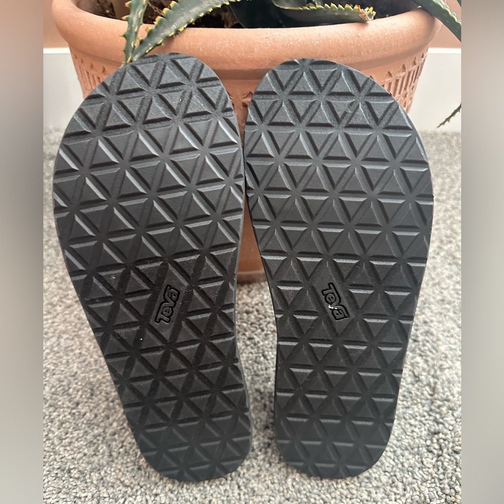 Teva Black Textured Sole Footwear. - Picture 3 of 4